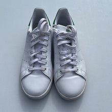 Load image into Gallery viewer, Adidas Sneakers 8.5