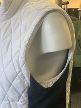 Load image into Gallery viewer, Marmot quilted vest M