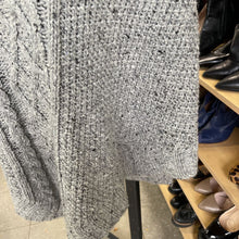 Load image into Gallery viewer, Roots Knit Poncho O/S