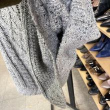 Load image into Gallery viewer, Roots Knit Poncho O/S