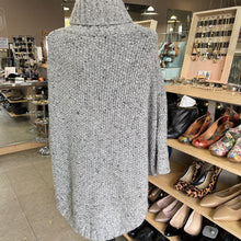 Load image into Gallery viewer, Roots Knit Poncho O/S