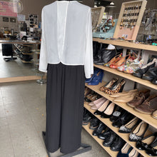 Load image into Gallery viewer, Zara jumpsuit L NWT