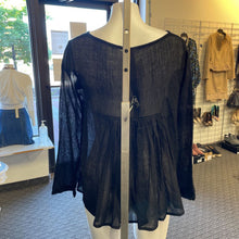 Load image into Gallery viewer, Matta 100% wool light top NWT S