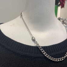 Load image into Gallery viewer, Snake pendant chain necklace