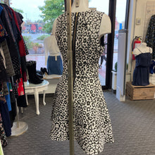 Load image into Gallery viewer, Banana Republic quilted dress 4