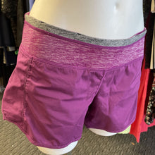 Load image into Gallery viewer, Lululemon lined shorts 6