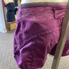 Load image into Gallery viewer, Lululemon lined shorts 6