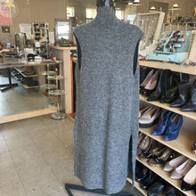 Load image into Gallery viewer, 89th & Madison knit vest M