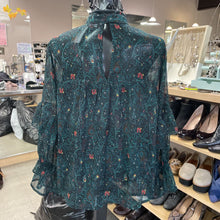 Load image into Gallery viewer, Lucky Brand paisley top M