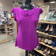 Load image into Gallery viewer, Banana Republic silk top M