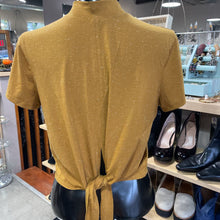 Load image into Gallery viewer, Lululemon Tie Top short sleeve S