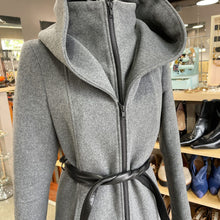 Load image into Gallery viewer, Soia Kyo Coat S