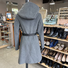 Load image into Gallery viewer, Soia Kyo Coat S