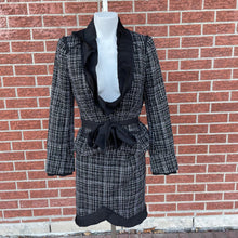 Load image into Gallery viewer, White House Black Market tweed skirt 0
