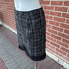 Load image into Gallery viewer, White House Black Market tweed skirt 0