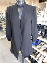 Load image into Gallery viewer, Belle Vere blazer M