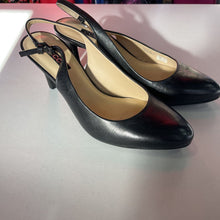 Load image into Gallery viewer, Ecco Slingback Heels 37