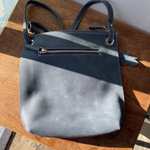 Load image into Gallery viewer, Roots Handbag