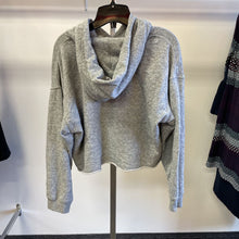 Load image into Gallery viewer, Levis cropped floral hoody M