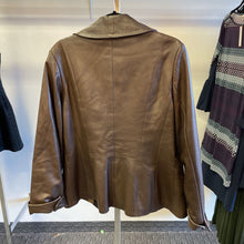 Load image into Gallery viewer, Danier Thinsulate lining leather jacket M