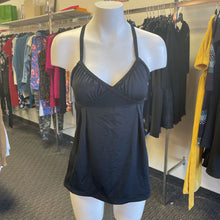 Load image into Gallery viewer, Lululemon tank M/L