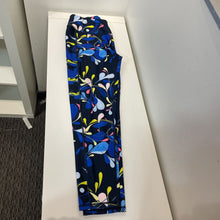 Load image into Gallery viewer, Helly Hansen print leggings NWT XL