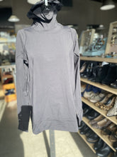 Load image into Gallery viewer, Lululemon Sweater 12