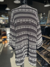 Load image into Gallery viewer, Marla Wynne Sweater L