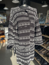 Load image into Gallery viewer, Marla Wynne Sweater L