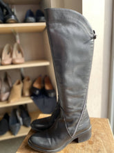 Load image into Gallery viewer, Emanuele Crasto Boots 39 (fits like 8)