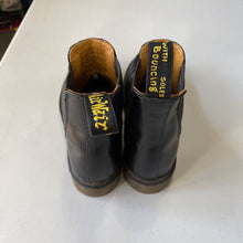 Load image into Gallery viewer, Dr. Martens Boots 8/39 (fits 9)
