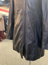 Load image into Gallery viewer, Danier zip out liner XS