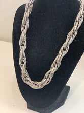 Load image into Gallery viewer, Multi chain link necklace