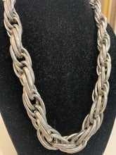 Load image into Gallery viewer, Multi chain link necklace