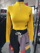 Load image into Gallery viewer, Minga London Top Long Sleeve Cropped NWT M