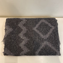 Load image into Gallery viewer, Wilfred blanket scarf