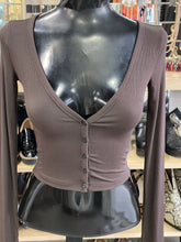 Load image into Gallery viewer, Sunday Best Cropped top long sleeve XS