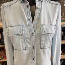Load image into Gallery viewer, Wilfred Top Long sleeve Button up XS