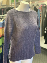 Load image into Gallery viewer, Last Woman wool blend sweater M
