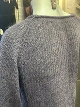 Load image into Gallery viewer, Last Woman wool blend sweater M
