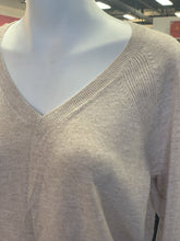 Load image into Gallery viewer, APT9 cashmere blend sweater L