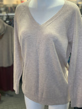 Load image into Gallery viewer, APT9 cashmere blend sweater L