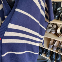 Load image into Gallery viewer, Gap Shawl Sweater O/S