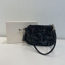 Load image into Gallery viewer, Coach fabric wristlet w box