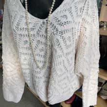 Load image into Gallery viewer, HYFVE Knit Sweater M