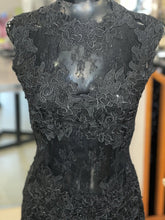 Load image into Gallery viewer, Issue New York Lace Dress S