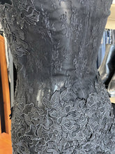 Load image into Gallery viewer, Issue New York Lace Dress S