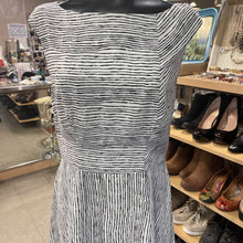 Load image into Gallery viewer, Molly Bracken Dress M