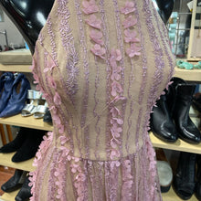 Load image into Gallery viewer, Dress The Population Floral Dress S ( Missing Button)