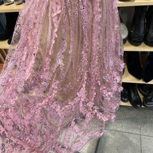 Load image into Gallery viewer, Dress The Population Floral Dress S ( Missing Button)